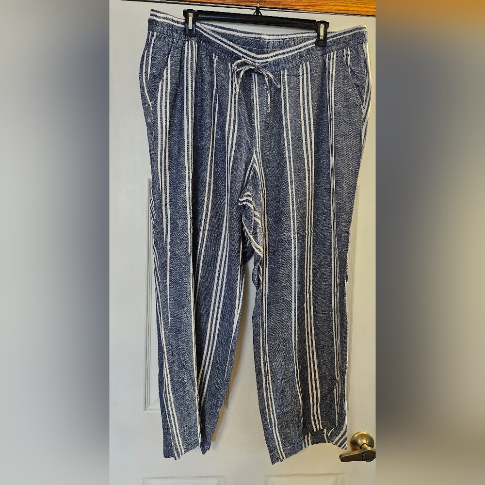 Old Navy Navy and White Striped Linen Pants
